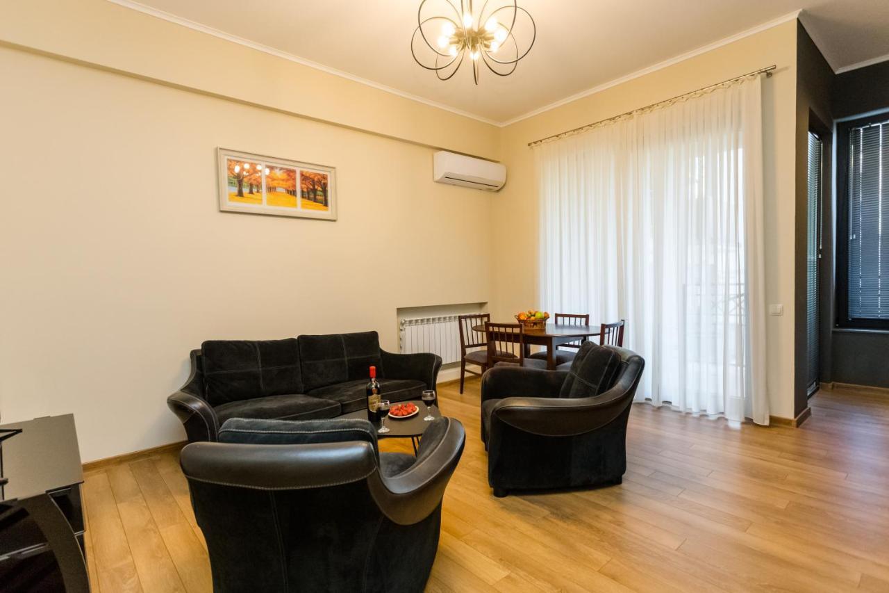 New!-Downtown Apartment Ll Tbilisi Zewnętrze zdjęcie
